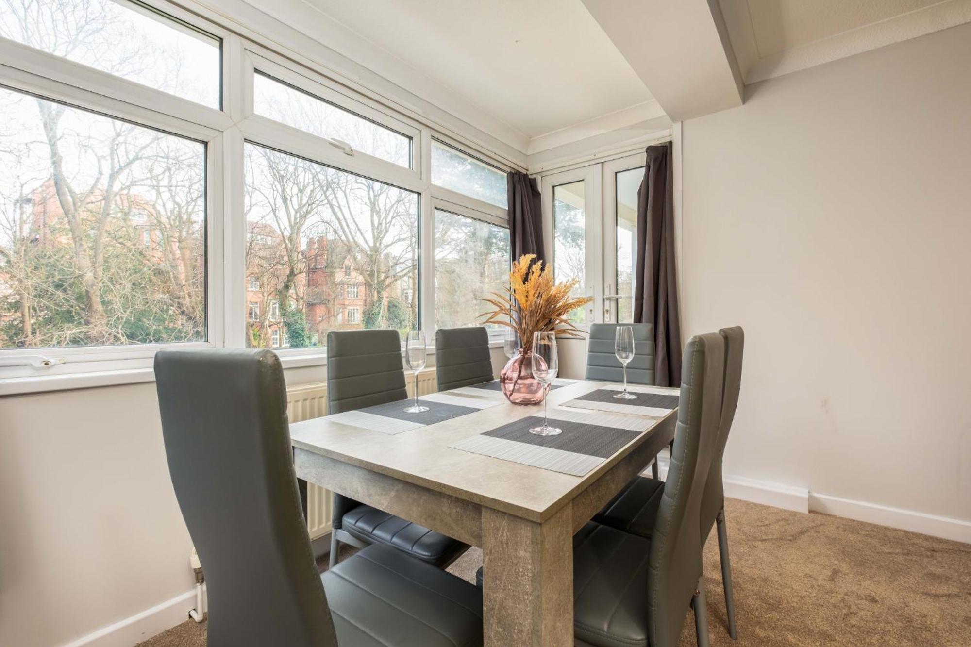 Stylish 2 Bedroom In Central Brighton Free Parking Near Beach And Train Station Exterior foto